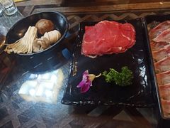 肥牛片-丽江庭院之爱在路上(西单店)