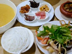 -德致祥云南过桥米线(云天小苑店)