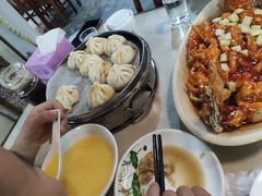 猪肉大葱包子-石饮红星包子(中山路店)