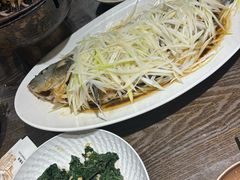 -魁盛居百年鲁菜馆(县西巷店)