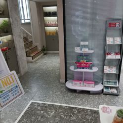 -咪咪专业脱毛连锁机构