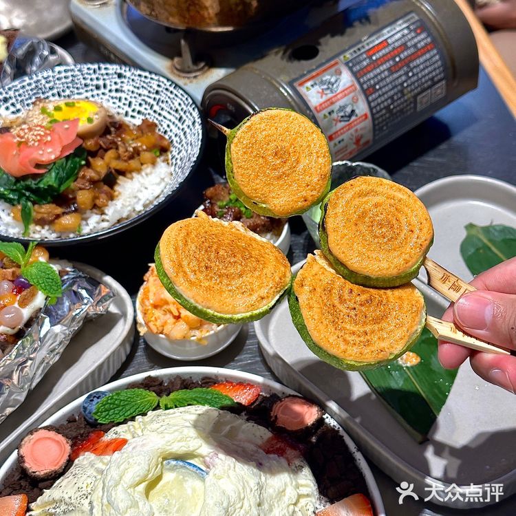 坐动车去南昌 只为了这份韩综同款云朵拌饭...