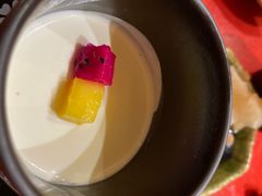 牛奶布丁-鮨青(恒基名人购物中心店)