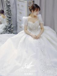 -LOVE SHINE婚纱·红鼎庄龙凤褂·妈妈装定制