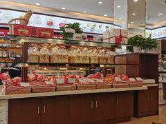 面包甜点陈列柜-红宝石·鲜奶小方·海派西点房(南丹店)