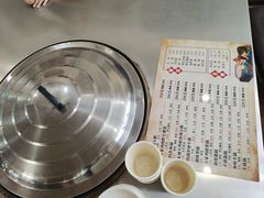 -粘豆包柴火铁锅炖