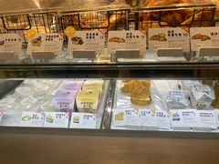 面包甜点陈列柜-喜茶(上海兴业太古汇店)