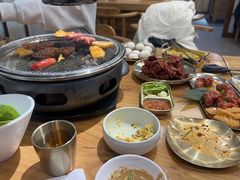 -青瓦餐厅·生鱼片·韩园烤肉(西塔店)