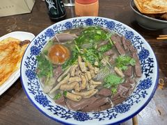 -叶新小吃店(来凤小区总店)