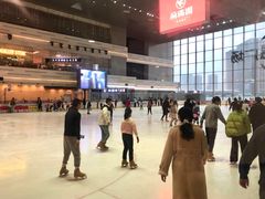-冠军冰场CHAMPION RINK(凯德广场店)