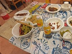 -松哥油焖大虾.小龙虾.黑鸭煲(海岸城店)