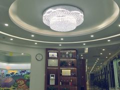 -咿呀口腔(光谷分院)
