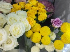 -何兮花店·气球派对鲜花店(马桥银春路万科城店)