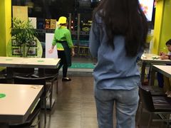-佰搭果·广式茶餐厅(西华路店)