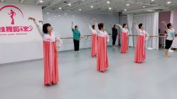 -艺佳舞蹈培训学校