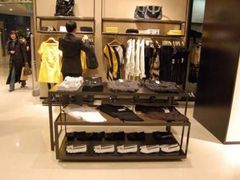 -ZARA(世贸天阶店)