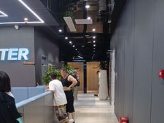 -小蓝鲸游泳培训基地(石景山店)