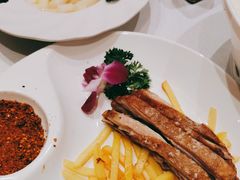 -海鸿荟·沿江菜(中山北路店)