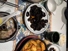 -云海肴·汽锅鸡·云南菜(天山百盛优客店)