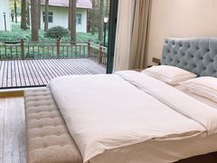 -上海怡沁园度假酒店