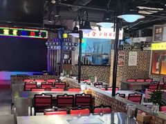 -马路牙子烧烤音乐酒馆(望京店)