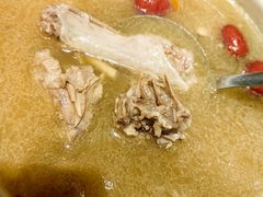 -佬太公海鸭·海鲜大排档(上海总店)