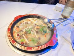 -牛得很·鲜牦牛肉烧烤·牛羊肉菌汤锅(康定店)