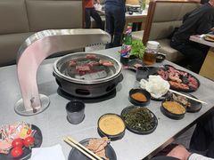 -啊美丽炭火烤肉(滑翔一店)