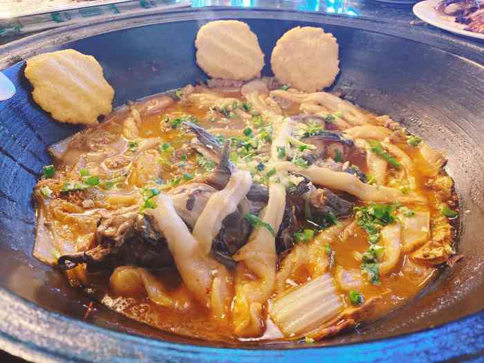 荣德灶台鱼(怀柔总店)-"荣德灶台鱼(总店)离红螺寺不算远,借去红.