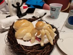 -水桶王国主题餐厅·聚会·生日派对·亲子活动·家庭套餐(亚龙湾希尔顿店)