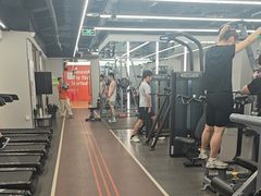 -乐刻运动健身(同曦假日百货店)