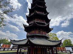 -龙华寺