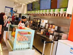 -CoCo都可(湖滨银泰店B区店)