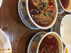 聪明的大脑-炉小二铜锅牛蛙•川湘菜(三里屯店)