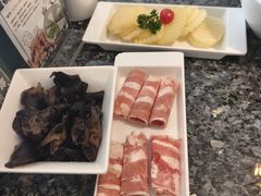 -一席地·本地鸡窝·杭帮鸡火锅(萧山银隆百货店)