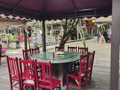 -土砂锅生态山庄·非遗砂锅雅鱼