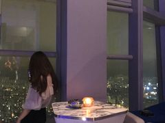 -OZONE 顶楼酒吧(香港丽思卡尔顿酒店)