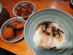-老外婆本帮面(塔城路店)