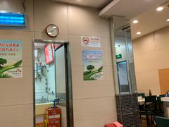 -月亮房·白斩鸡(娄山关路店)
