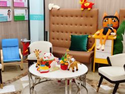 -睿宝儿科·眼科·口腔(静安大悦城门诊部)