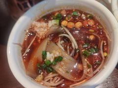 -成都你六姐·牛肉冒菜(城市集市合生汇店)