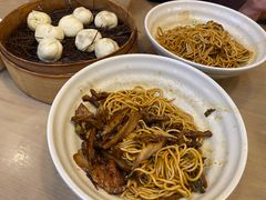 -佬钱湾仔(衣裳街店)