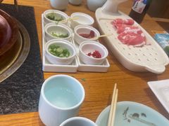 -额尔敦传统涮.冰煮羊火锅(乌兰察布体育场店)