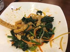 -巴依老爷新疆美食(牡丹园店)