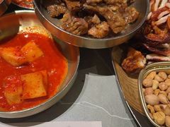 -草家酱蟹炭火烤肉店(珲春南路一店)
