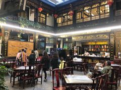 大堂-蔼若春.传承三十年云南菜(金碧公园店)
