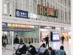 -厦门北站-候车区