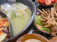 -重庆故事姊妹老火锅(财经学院店)