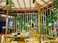 -菌彩云南野生菌火锅(万达广场店)