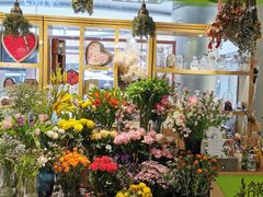 -谷莠子花艺·气球派对·绿植造景·花艺沙龙(金光华广场店)